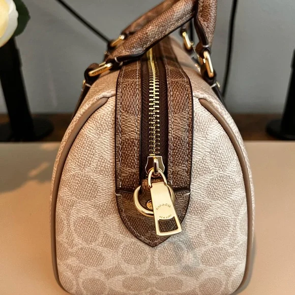 Coach Rowan in Blocked Signature Canvas - Picture 3 of 7